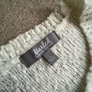 Hardly worn White sweater